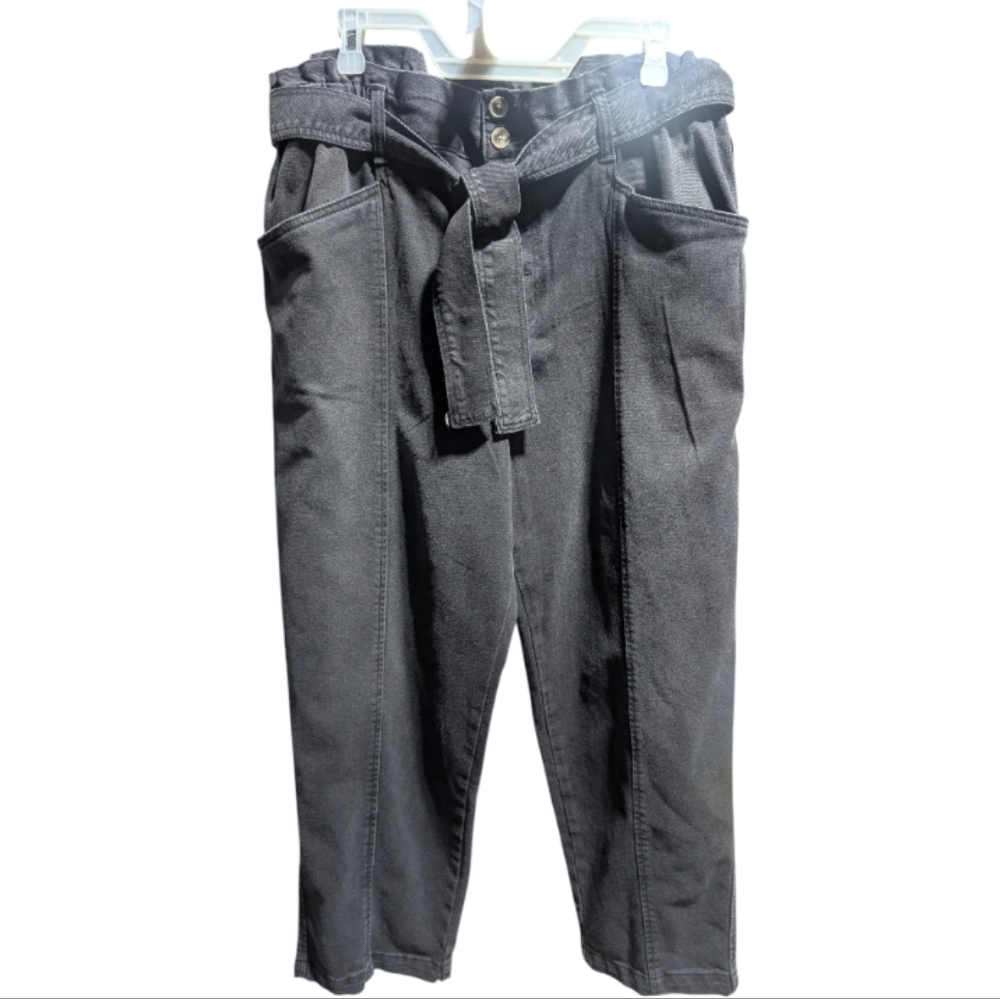 Time & Tru Women's Paperbag Jeans Sz 18 Black Curvy Plus Size